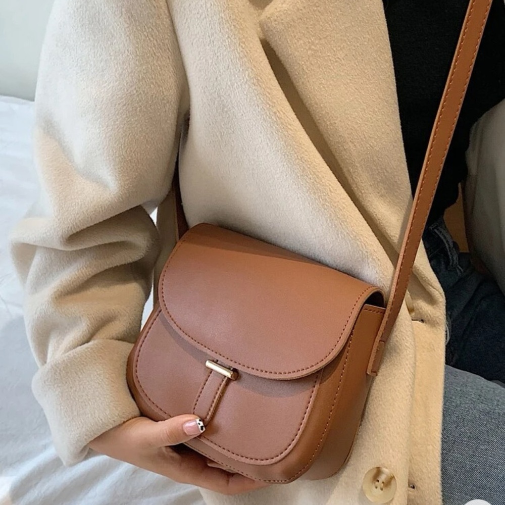 Pu Simple Design Mini Fashion Saddle
Shoulder Bag
